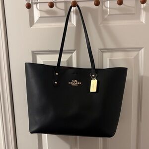 Coach Black Pebbled Leather Tote